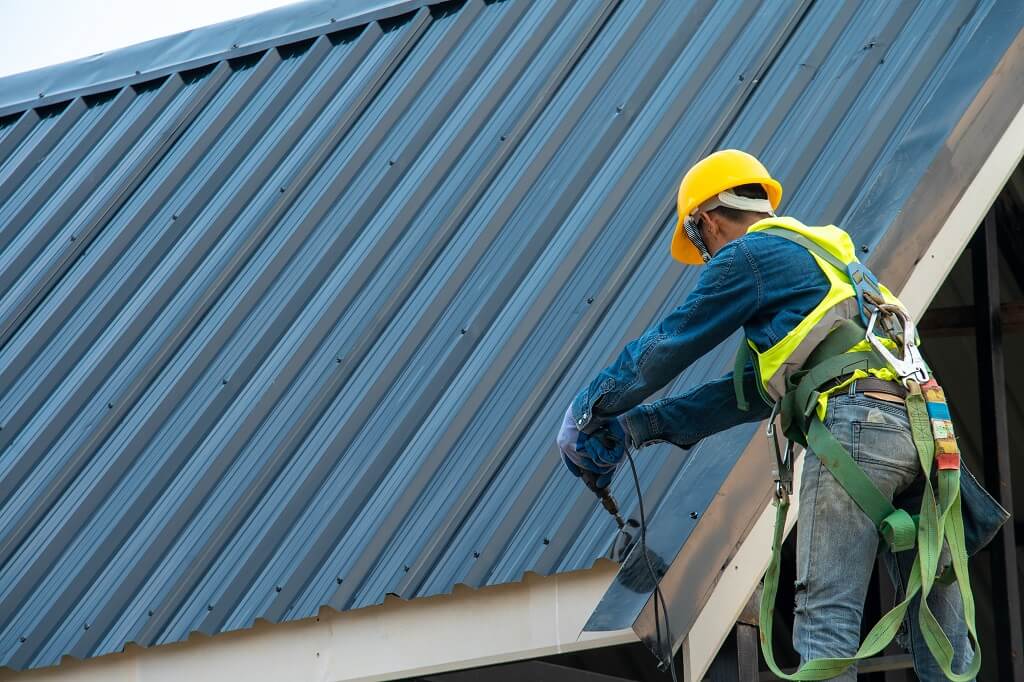 Do Metal Roofs Require Maintenance