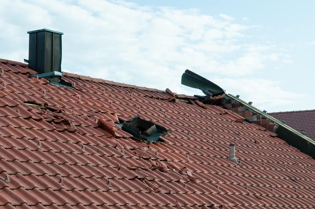 How to Report Roof Damage to an Insurance Company