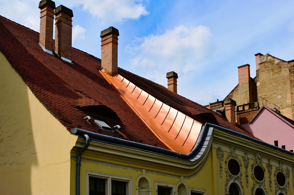 How to Clean Copper Roof Flashing Tips